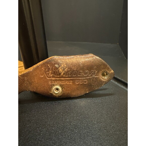 Raytheon Fish Key Fob Sample 550 Made in USA - Picture 3 of 9